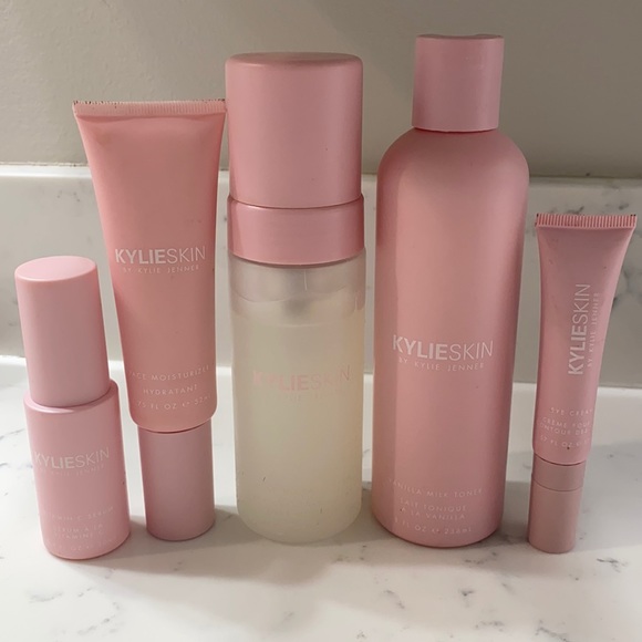 Kylie Cosmetics Other - Kylie Skin | Kylie Skincare Set